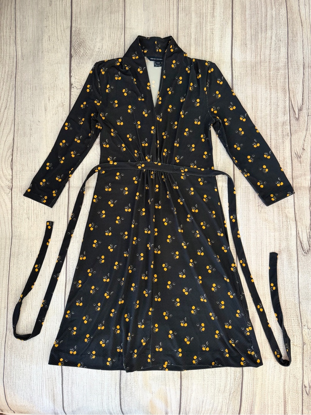 FRENCH CONNECTION Women’s Aventine Navy Dotted Fit & Flare Dress Lemons Size 2 - Picture 2 of 9